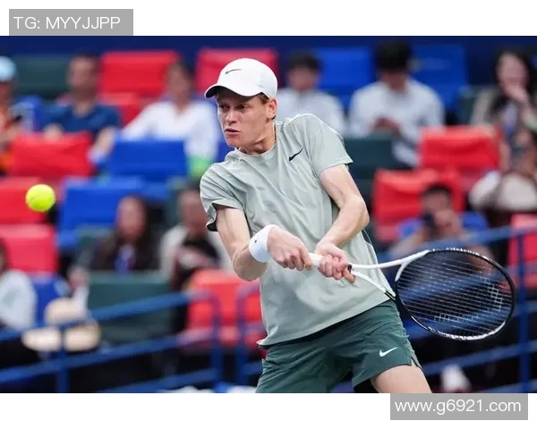 重庆网球队耐力之争引发热议网球界对运动员体能的关注与讨论